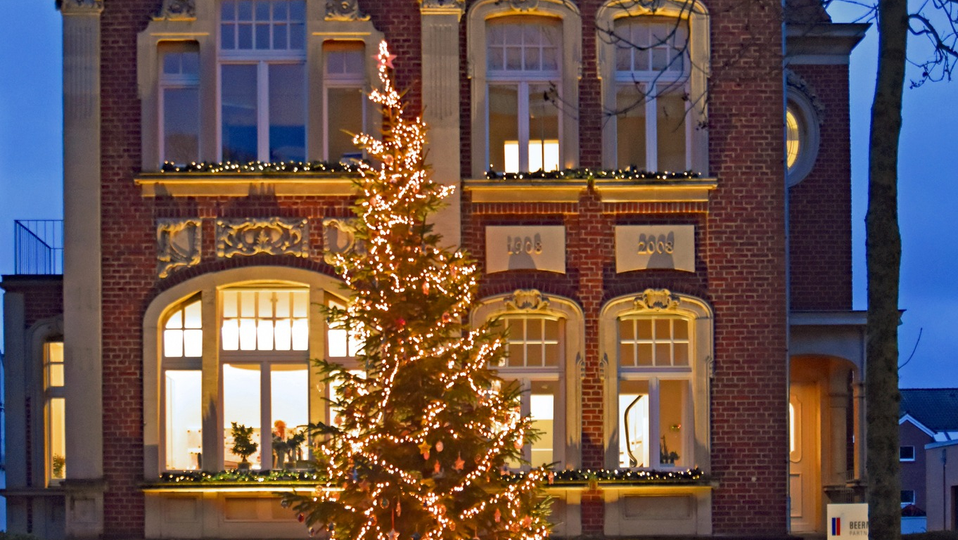 Weihnachtsbaum auf der Marktallee in Hiltrup