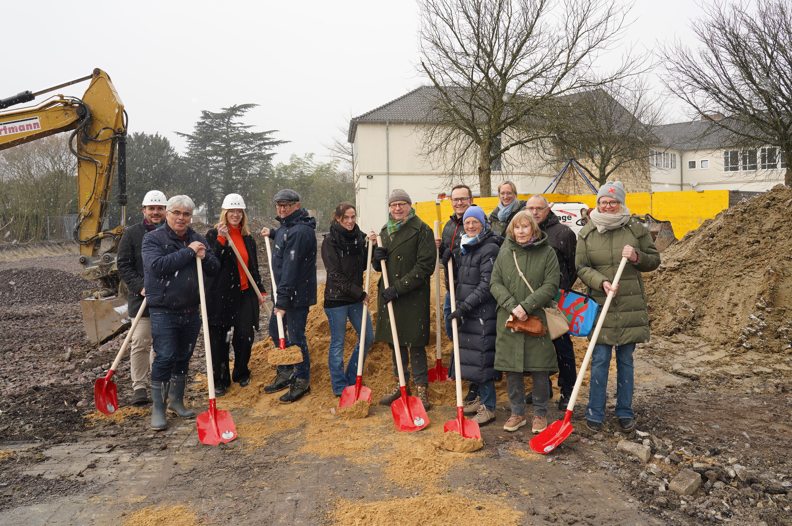 Spatenstich an der Baustelle Margaretenschule