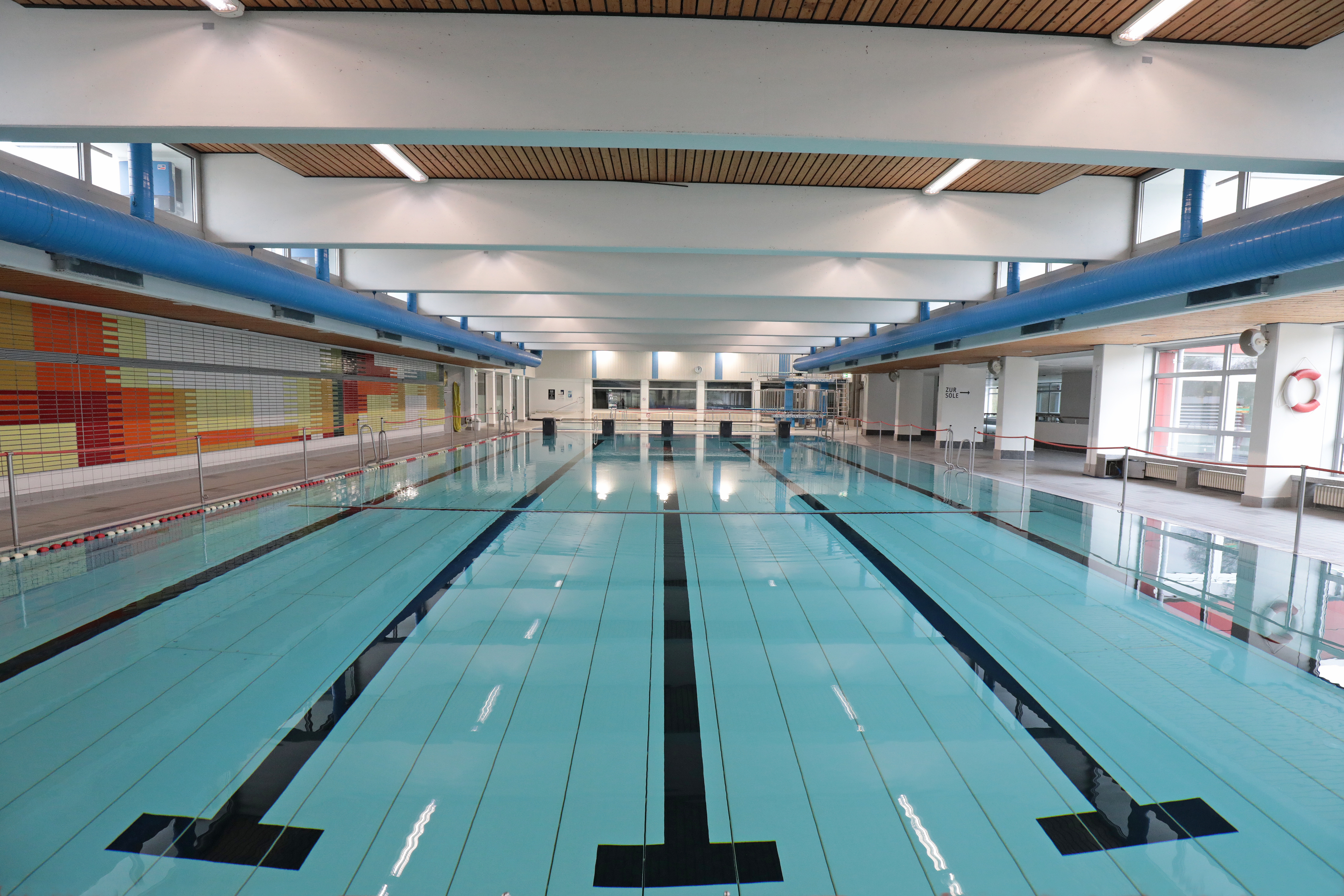 Das 25-Meter-Becken im Hallenbad Ost.