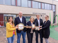 Foto Einweihung Neubau Grundschule Sprakel