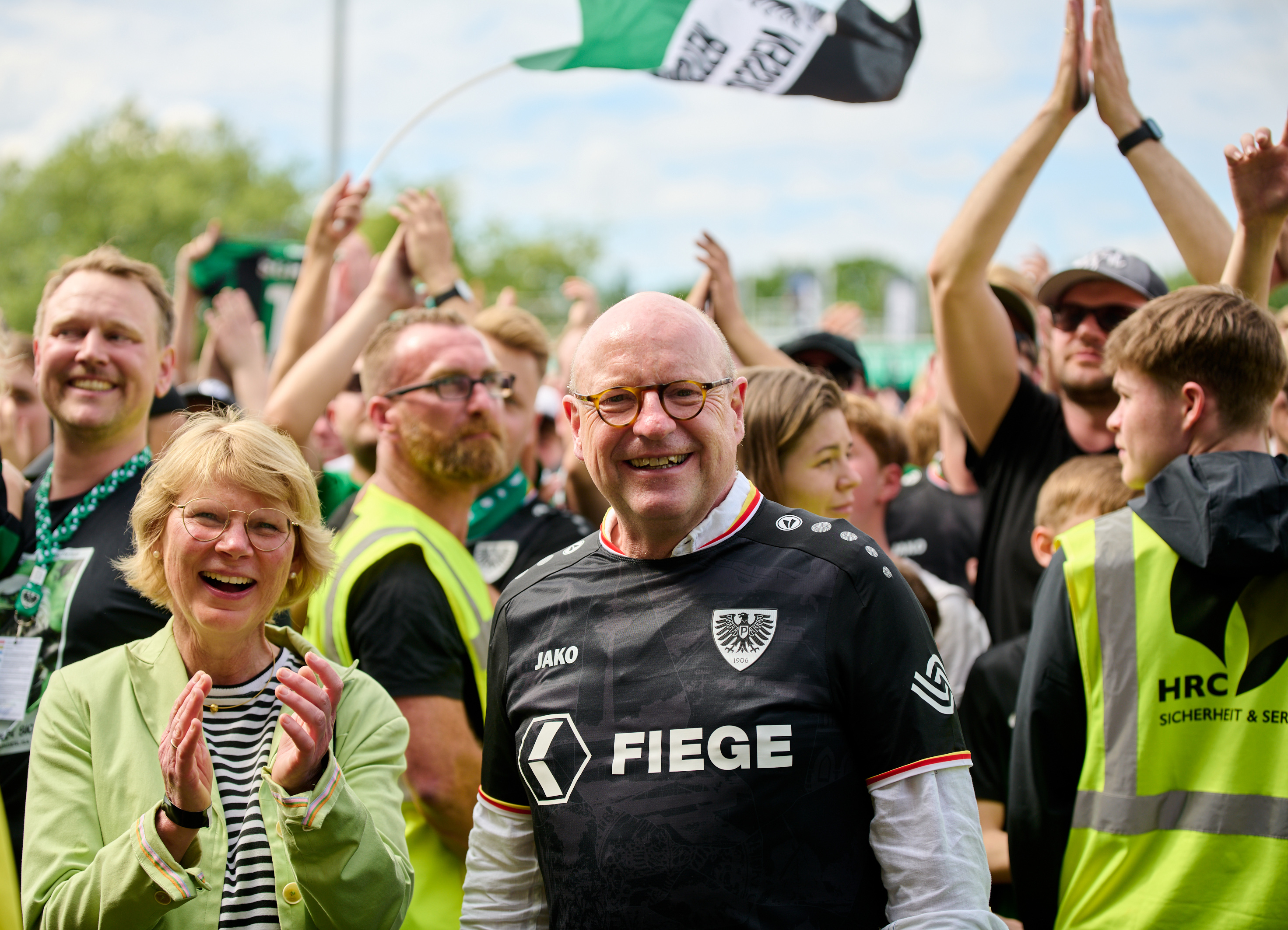 Maria und Markus Lewe beim Aufstieg des SC Preußen Münster